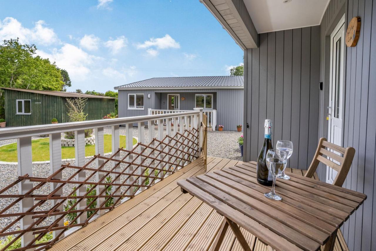 Ramsey Lodge Bier Wood Lodges テンビー エクステリア 写真